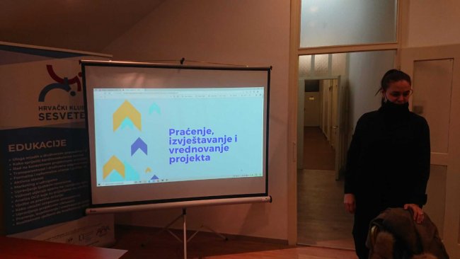 71bb34d9-8315-4575-81c6-1d3fae6e4578